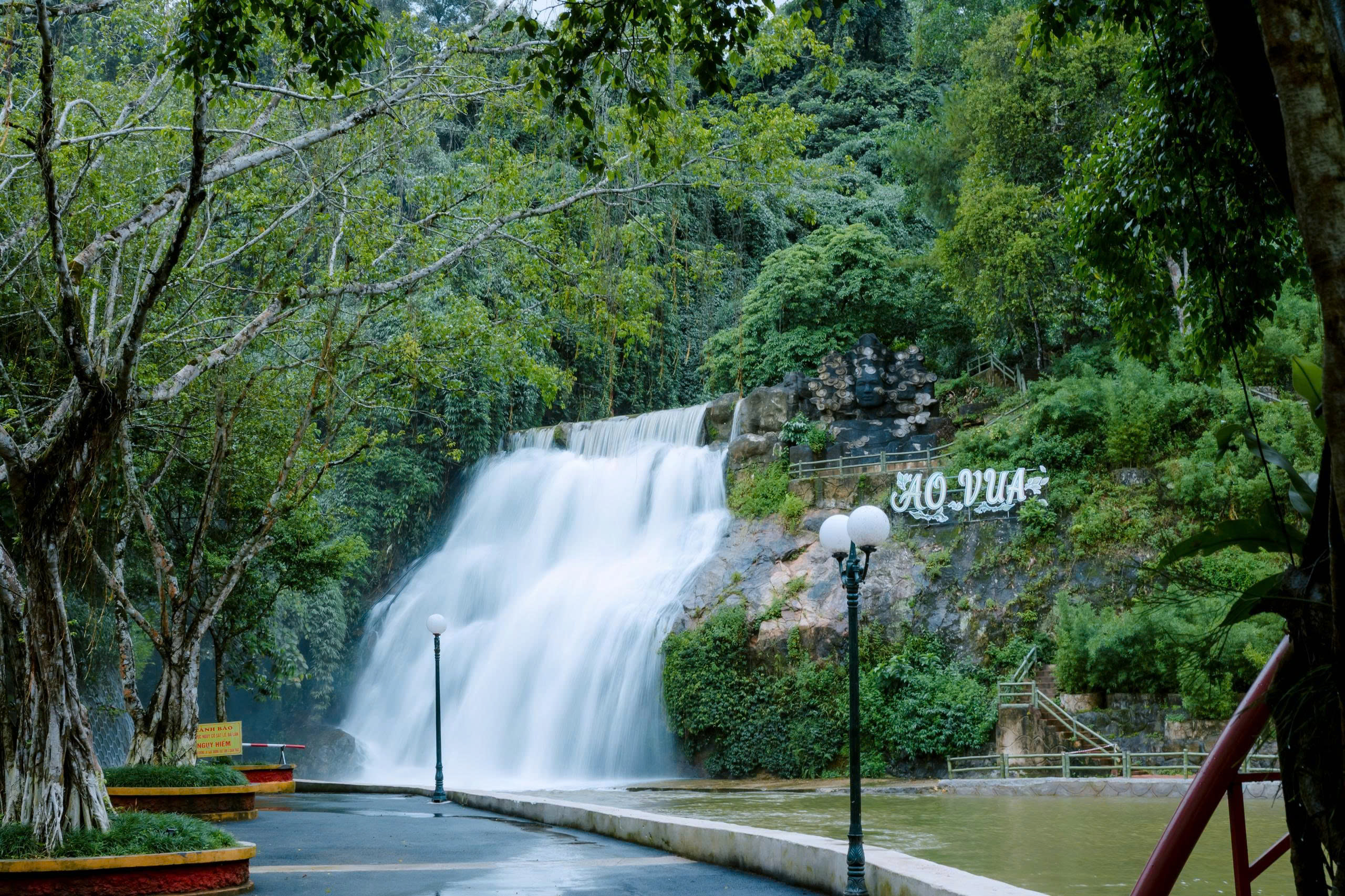 DU LỊCH THƯỜNG NIÊN