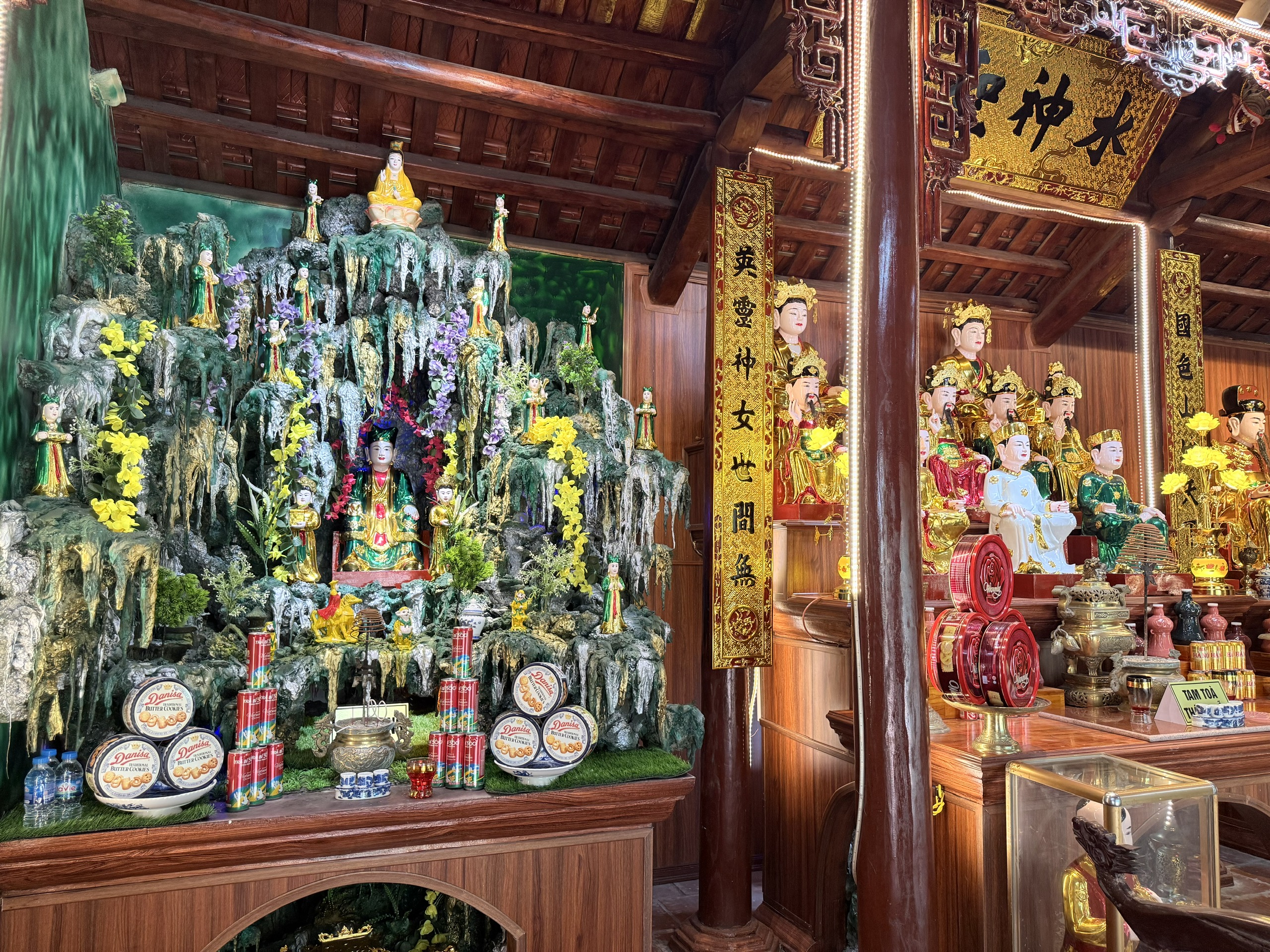 Công viên Vĩnh Hằng