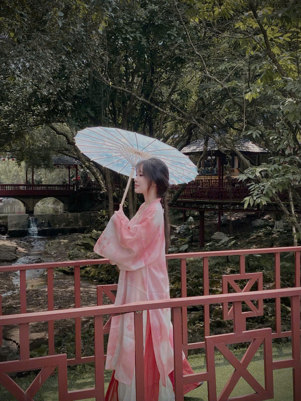 Khu du lịch Ao Vua
